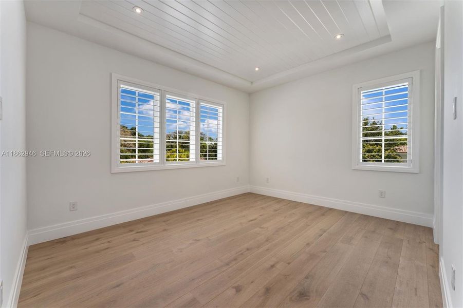 Spacious, unfurnished interior of a new home in , South Miami (Image 21).