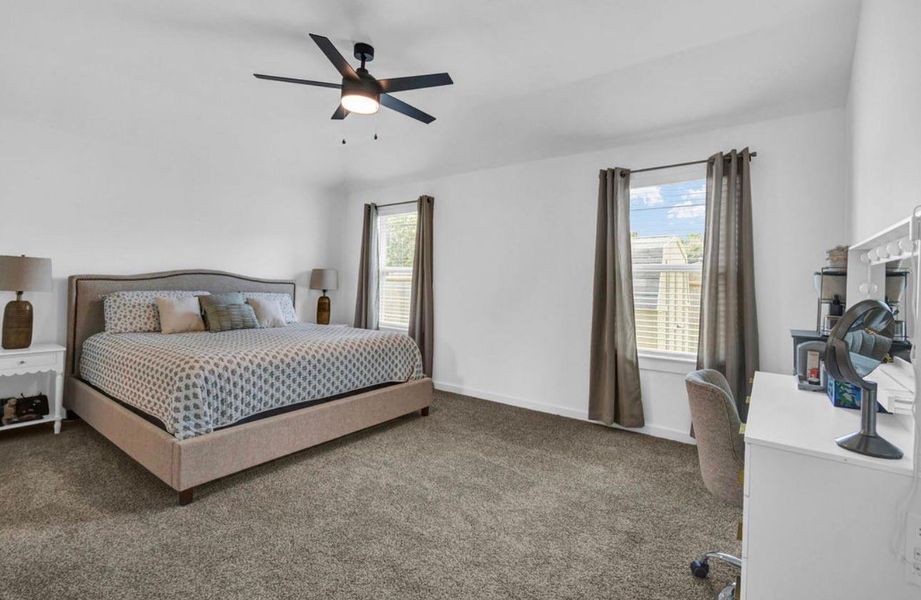 Furnished interior view inside a new home in Riverwood Ranch, Angleton (Image 16).