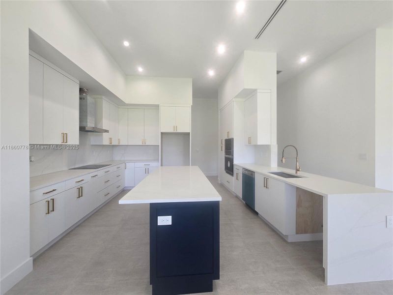 Furnished interior view inside a new home in , Homestead (Image 49).