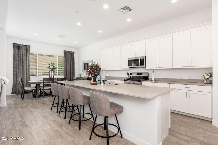 3272 W Peak View Rd - 06