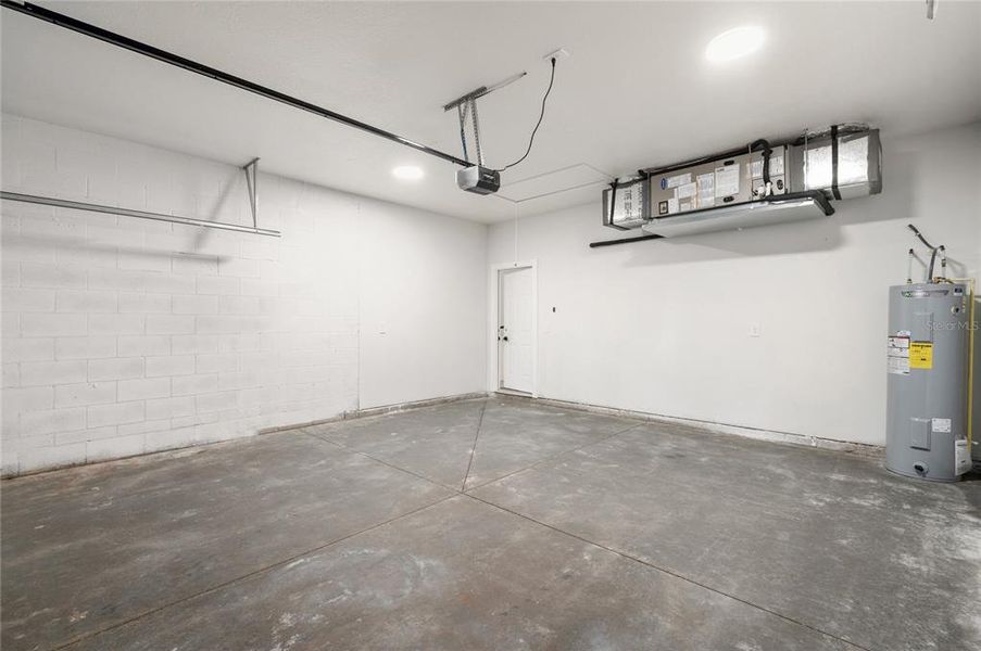 Image 36 of a home in .