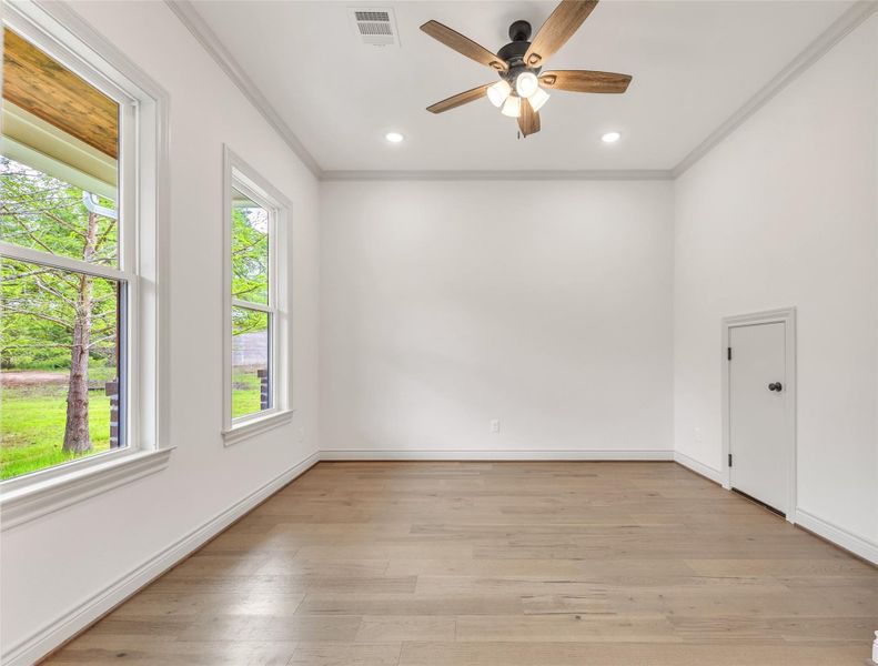 Spacious, unfurnished interior of a new home in , College Station (Image 22). Spacious, unfurnished interior of a new home in , College Station (Image 22).