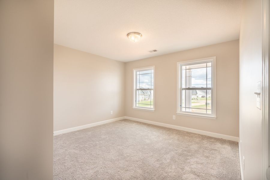 Representative unfurnished interior of a home built from the Sage by Enchanted Homes in Ballentine Ridge, Lyman (Image 18).