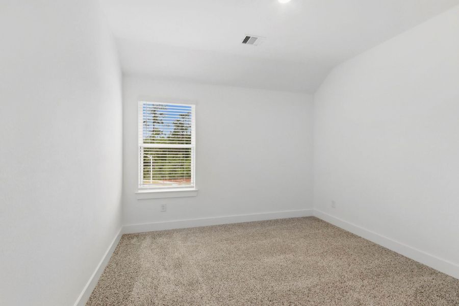 Spacious, unfurnished interior of a new home in Hills of Westlake, Conroe (Image 15). Spacious, unfurnished interior of a new home in Hills of Westlake, Conroe (Image 15).
