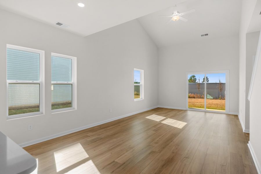 Spacious, unfurnished interior of a new home in Tucker Ridge, Pendleton (Image 16). Spacious, unfurnished interior of a new home in Tucker Ridge, Pendleton (Image 16).