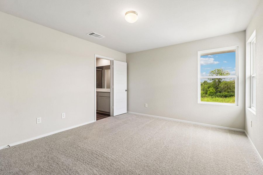 Spacious, unfurnished interior of a new home in Hymeadow, San Marcos (Image 17). Spacious, unfurnished interior of a new home in Hymeadow, San Marcos (Image 17).