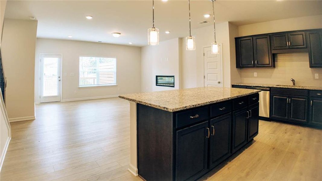 Furnished interior view inside a new home in Franklin Manor, Lawrenceville (Image 7).