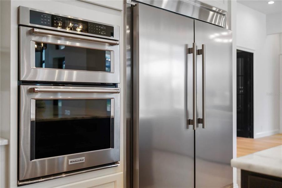 Close-up of interior finishes inside a home in , Port Charlotte (Image 54).