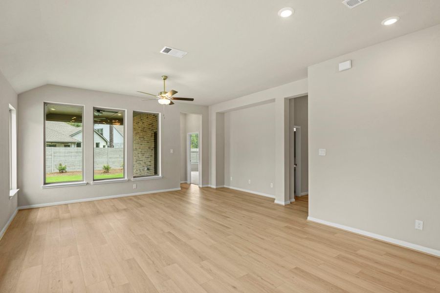 Spacious, unfurnished interior of a new home in Two Step Farm, Montgomery (Image 15). Spacious, unfurnished interior of a new home in Two Step Farm, Montgomery (Image 15).