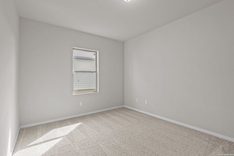 Spacious, unfurnished interior of a new home in Garden Grove, San Antonio (Image 28).