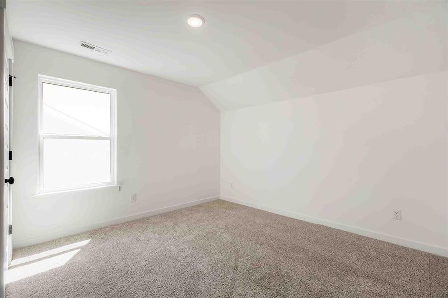 Spacious, unfurnished interior of a new home in Heartland, Heartland (Image 30). Spacious, unfurnished interior of a new home in Heartland, Heartland (Image 30).