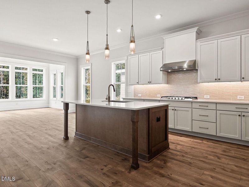 017-1280x960-kitchen