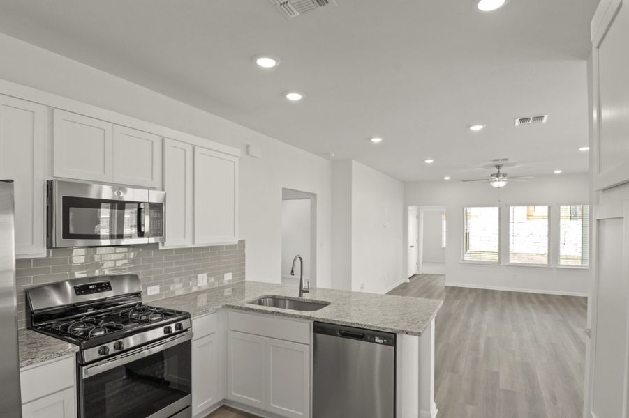 Representative furnished interior of a home built from the Frisco by Pacesetter Homes in Crosswinds, Kyle (Image 4).