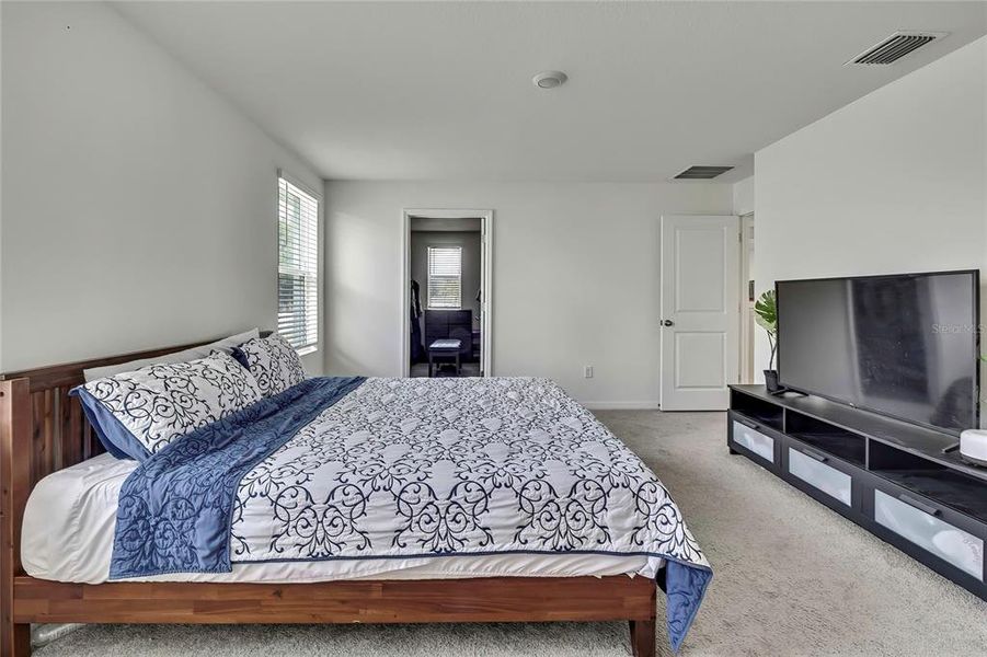 Furnished interior view inside a new home in Heritage Hills, Dade City (Image 28). Furnished interior view inside a new home in Heritage Hills, Dade City (Image 28).