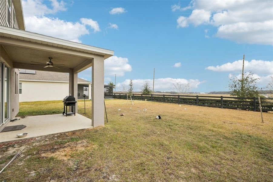 Exterior details and patio area of a home in , Apopka (Image 33).
