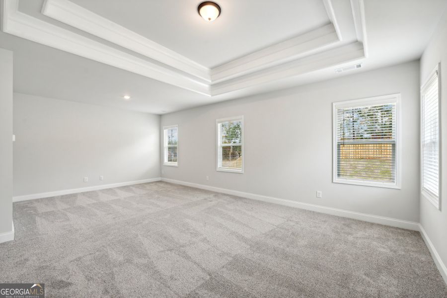 Spacious, unfurnished interior of a new home in Ponderosa Farms Manor, Gainesville (Image 85). Spacious, unfurnished interior of a new home in Ponderosa Farms Manor, Gainesville (Image 85).