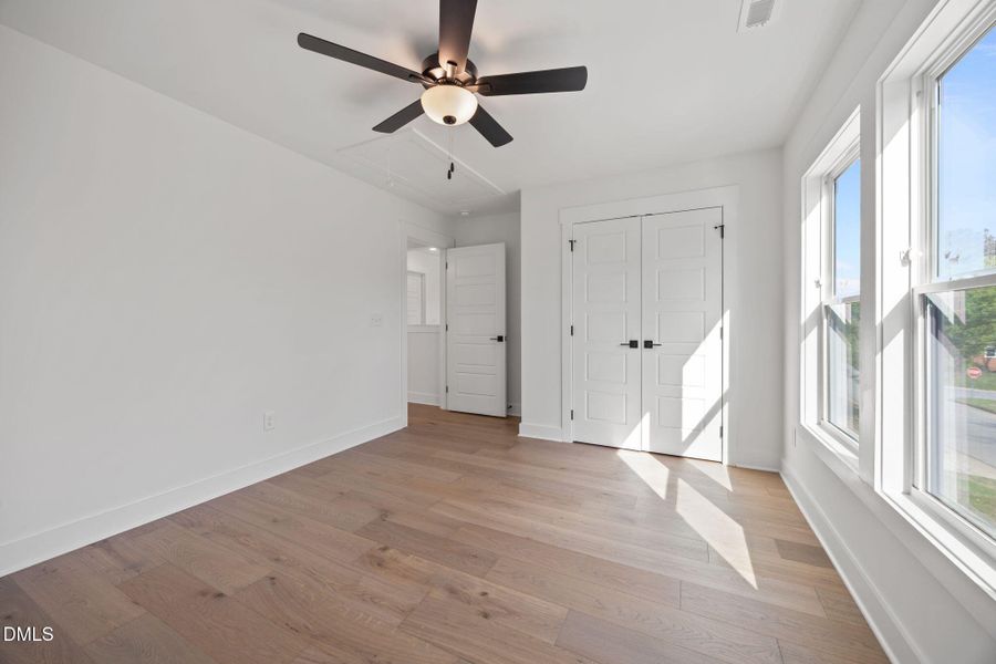 37-web-or-mls-IMG_1930 37-web-or-mls-IMG_1930