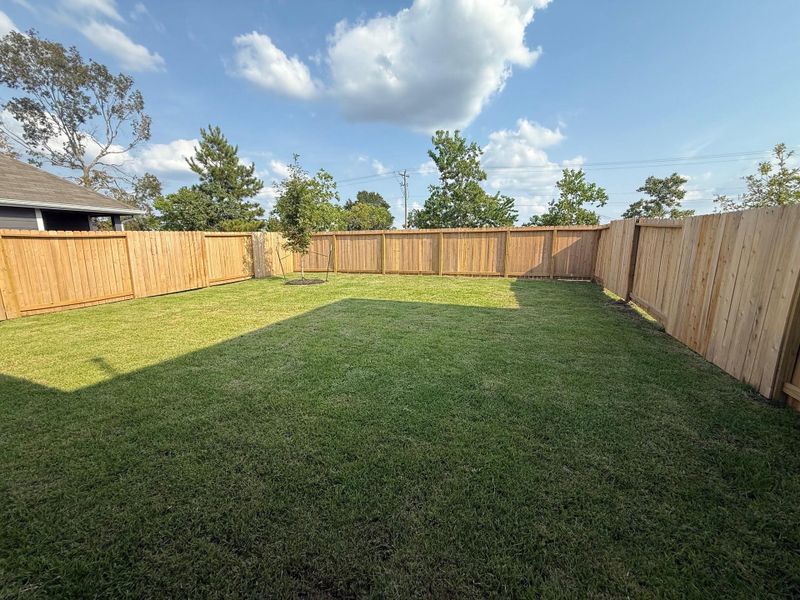 Front exterior of a new home in Cliffstone Hills, Conroe, TX, highlighting curb appeal (Image 17). Front exterior of a new home in Cliffstone Hills, Conroe, TX, highlighting curb appeal (Image 17).