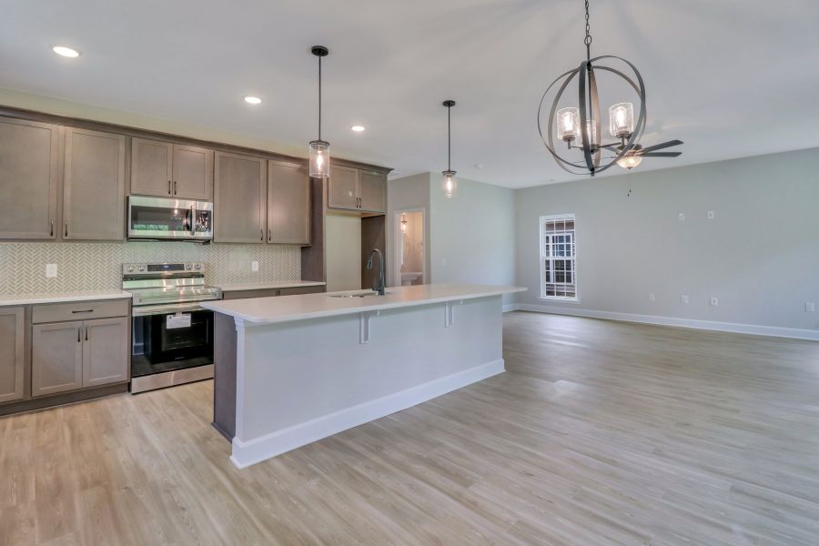 St. Helena – Kitchen and Dining Area St. Helena – Kitchen and Dining Area
