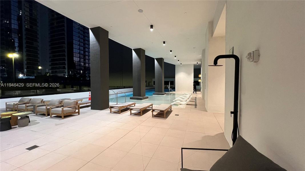 Condo located in Miami, FL showcasing its design and architecture (Image 28).