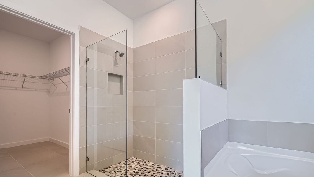 Representative furnished interior of a home built from the Cali by D.R. Horton in Twin Oaks, Stuart (Image 9).