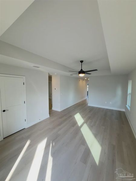 Spacious, unfurnished interior of a new home in Allison Acres, Cantonment (Image 8).