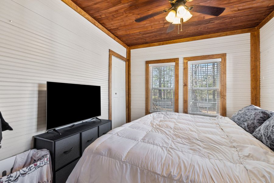 Furnished interior view inside a new home in , Cottageville (Image 36).