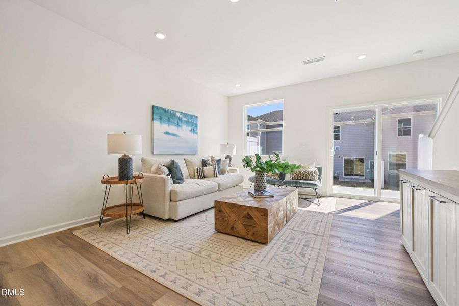 8-web-or-mls-2210 Rabbitbrush St.-S0204-