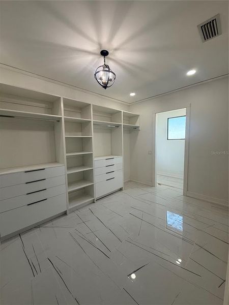 Image 57 of a home in .