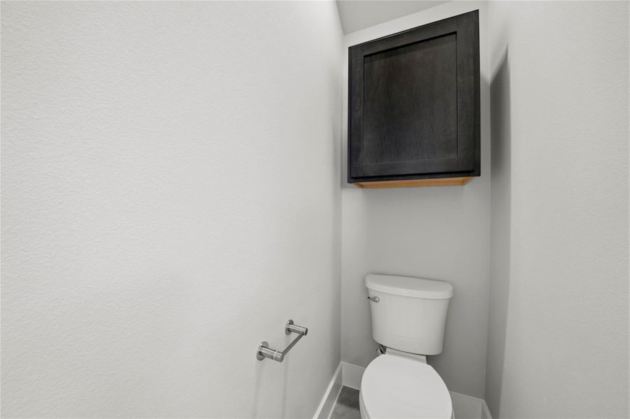 Furnished interior view inside a new home in , Wimberley (Image 11).