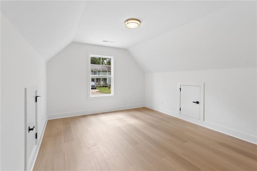Spacious, unfurnished interior of a new home in , Smyrna (Image 30).