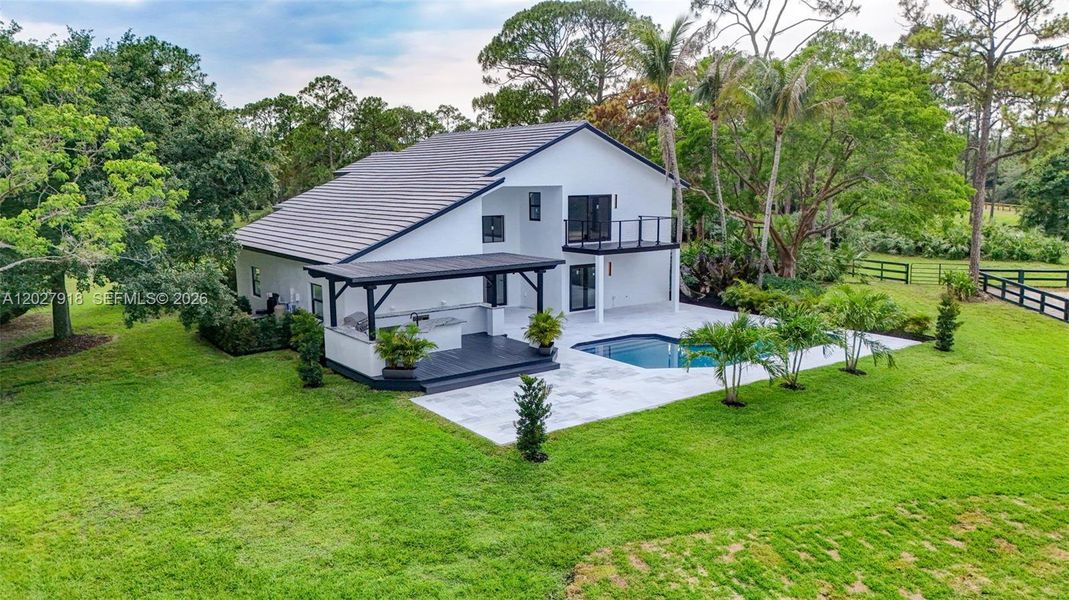 Exterior details and patio area of a home in , Palm Beach Gardens (Image 56).
