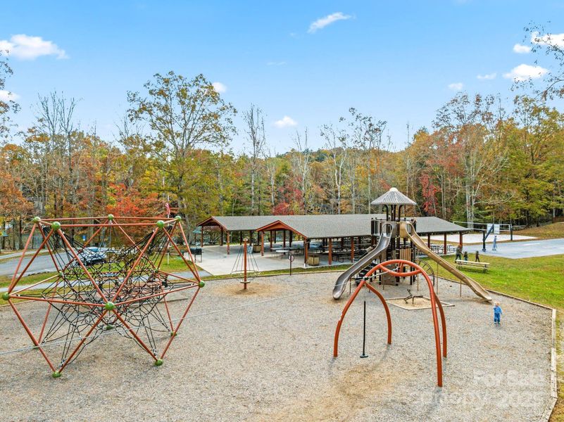 Community amenities in , Brevard (Image 33).