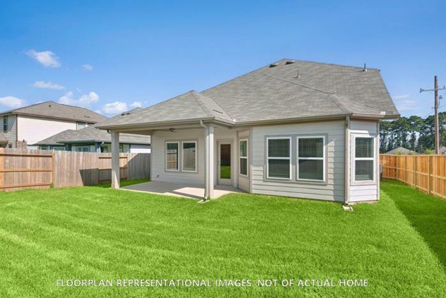 Exterior details and patio area of a home in Miller's Pond, Rosenberg (Image 3).