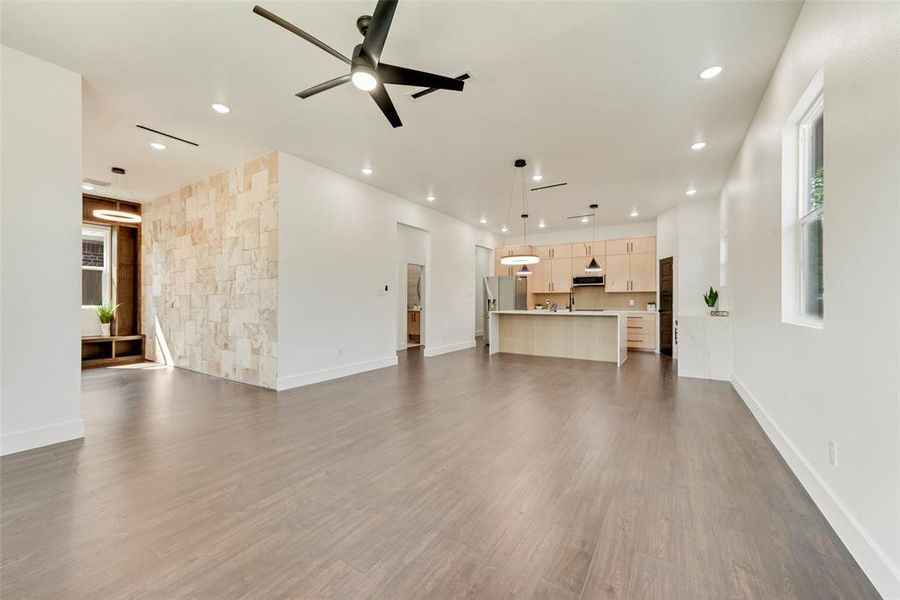 Spacious, unfurnished interior of a new home in , Fort Worth (Image 16). Spacious, unfurnished interior of a new home in , Fort Worth (Image 16).