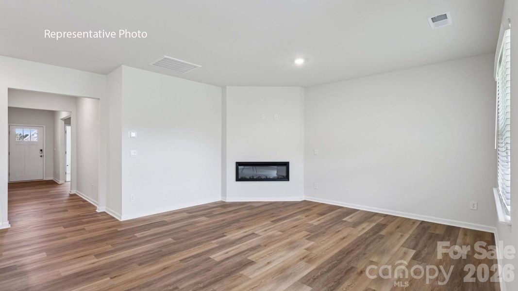 Spacious, unfurnished interior of a new home in Laurelbrook, Sherrills Ford (Image 26).