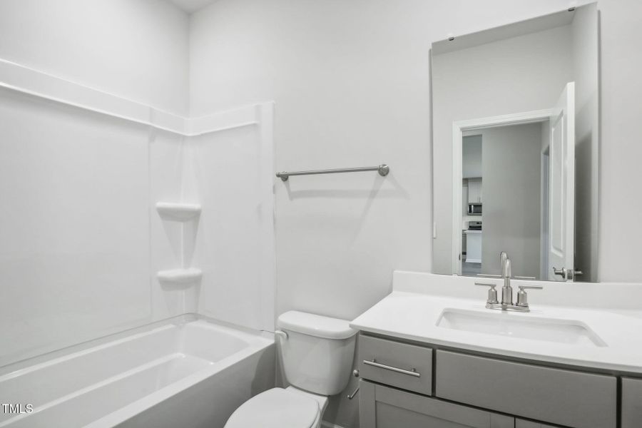 13-web-or-mls-Raleigh - River Glen - 290