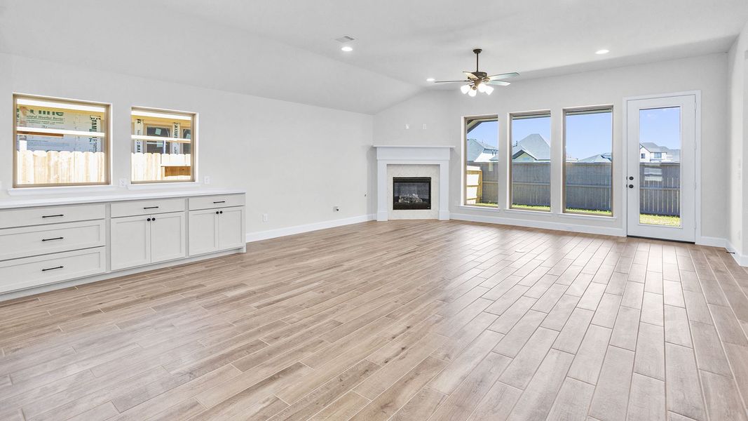 Spacious, unfurnished interior of a new home in The Grand Prairie, Hockley (Image 12).