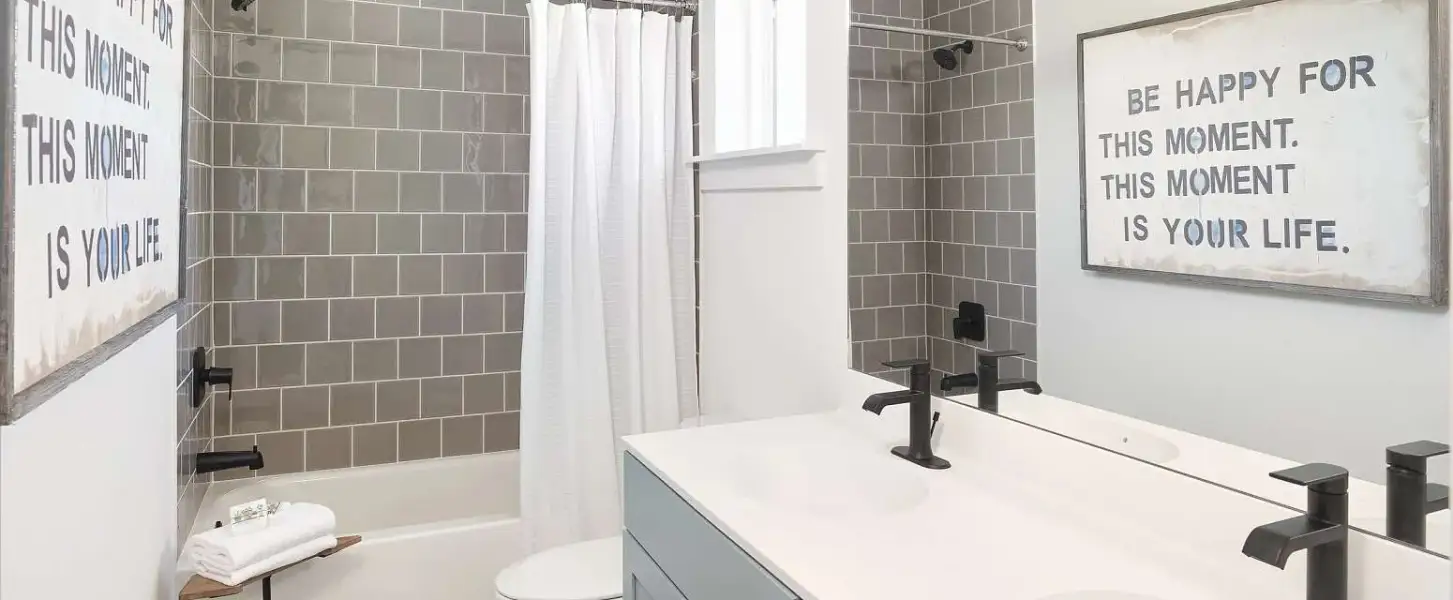 Sample Secondary Bath photo. Actual structural options and design finishes of home may vary. Sample Secondary Bath photo. Actual structural options and design finishes of home may vary.