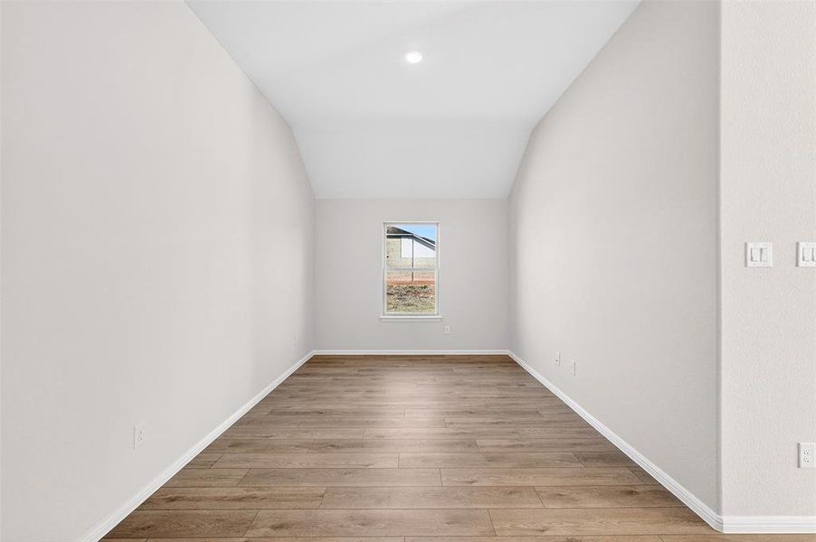 Spacious, unfurnished interior of a new home in Verandah, Royse City (Image 39).