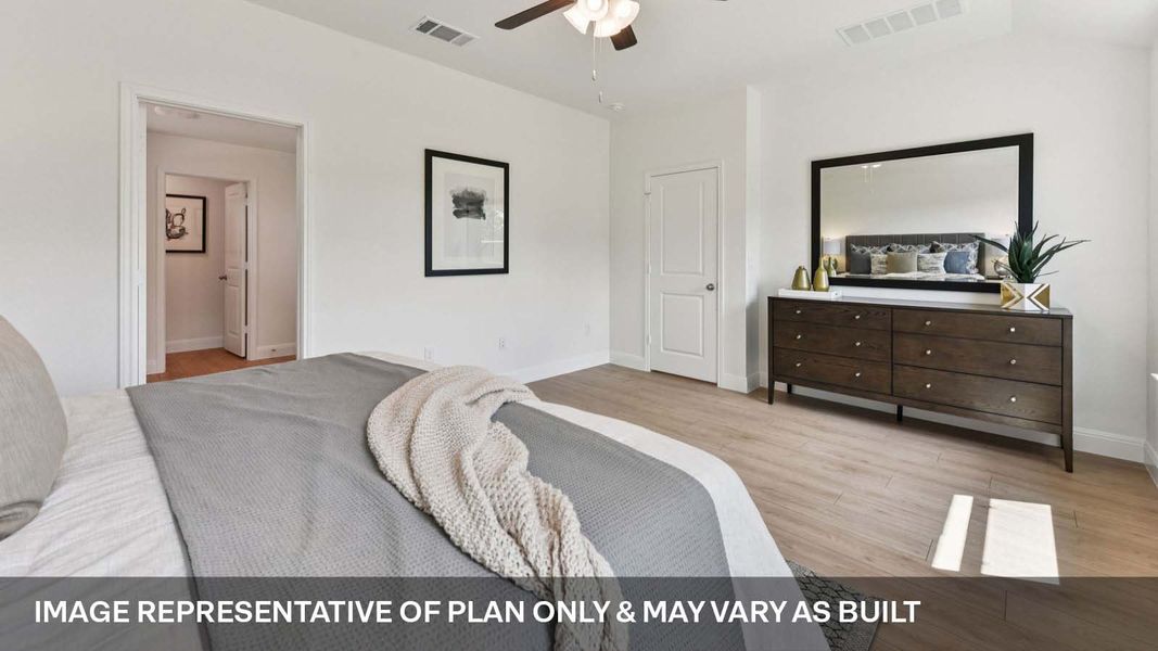 Representative furnished interior of a home built from the The Fairfield by D.R. Horton in Riverview, Georgetown (Image 25).
