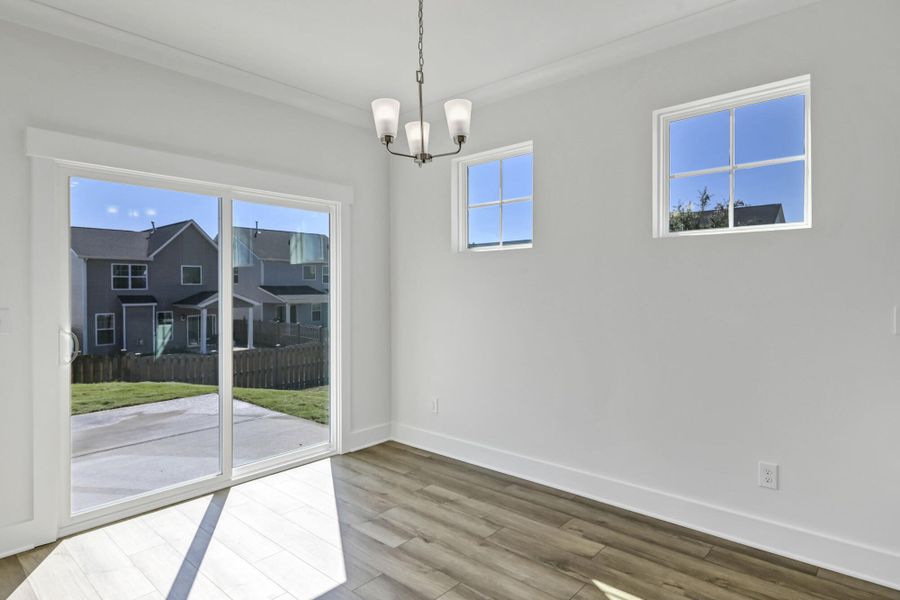 Spacious, unfurnished interior of a new home in Ashton Lakes, Lexington (Image 25).