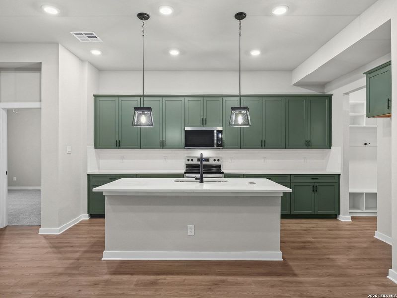 Furnished interior view inside a new home in Saddle Creek Ranch, Cibolo (Image 15).