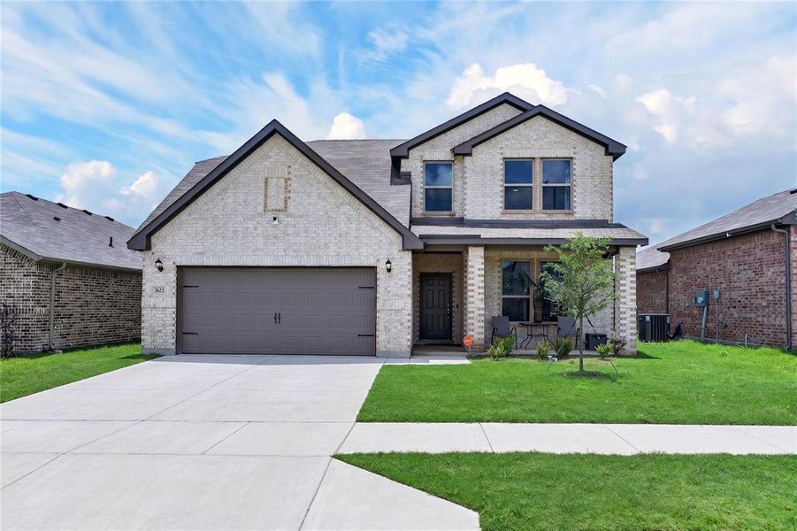 Front exterior of a new home in , Fort Worth, TX, highlighting curb appeal (Image 1). Front exterior of a new home in , Fort Worth, TX, highlighting curb appeal (Image 1).