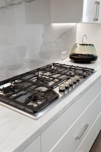 Image 13 of a home in Hawthorne. Image 13 of a home in Hawthorne.