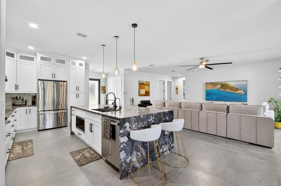 Kitchen 6