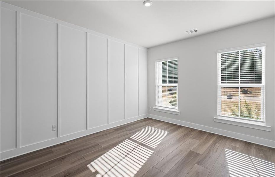 Spacious, unfurnished interior of a new home in Creekside at Skelton, Jefferson (Image 31).