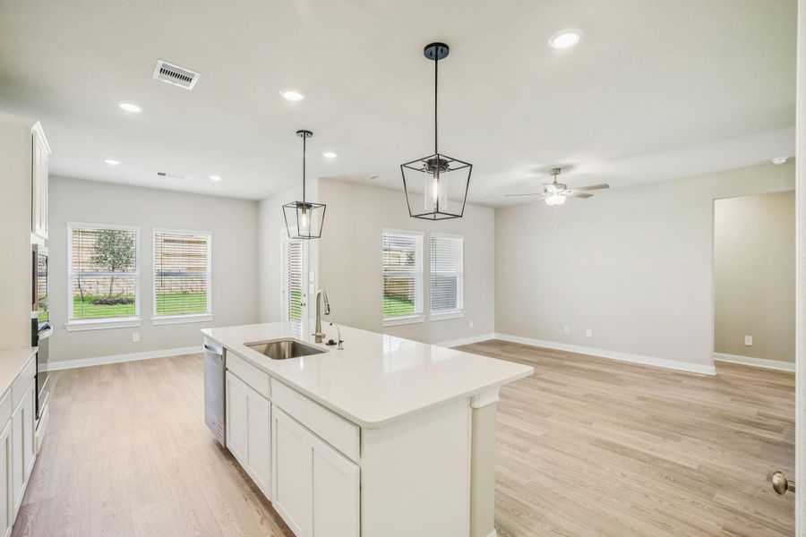 Photo is not of the actual home, but is an inspirational photo of builder’s model home and may depict options, furnishings, and/or decorator features that are not included Photo is not of the actual home, but is an inspirational photo of builder’s model home and may depict options, furnishings, and/or decorator features that are not included