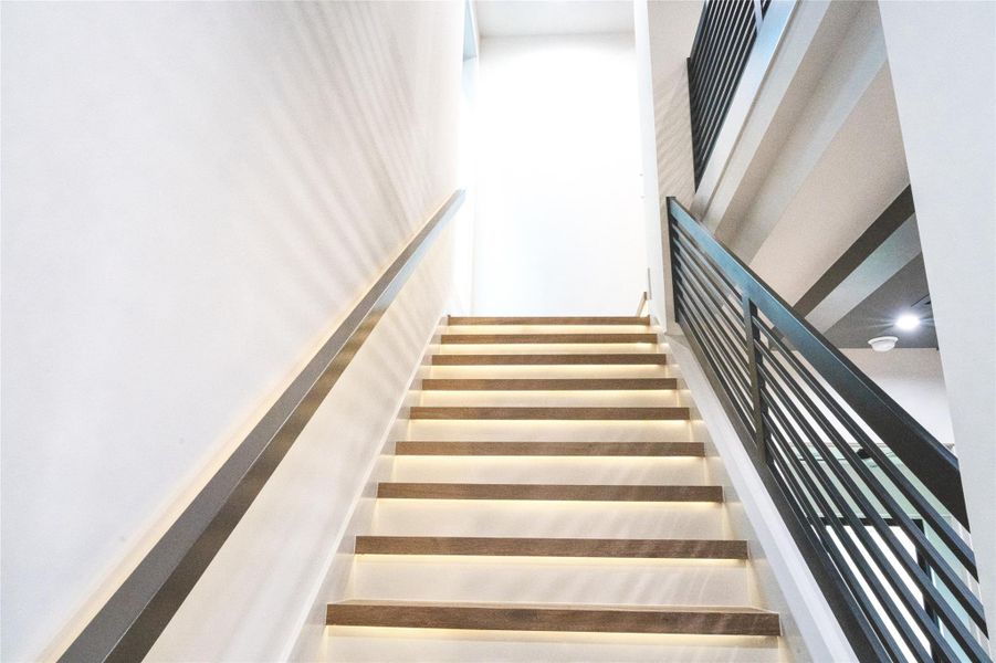 Close-up of interior finishes inside a home in , Houston (Image 19). Close-up of interior finishes inside a home in , Houston (Image 19).