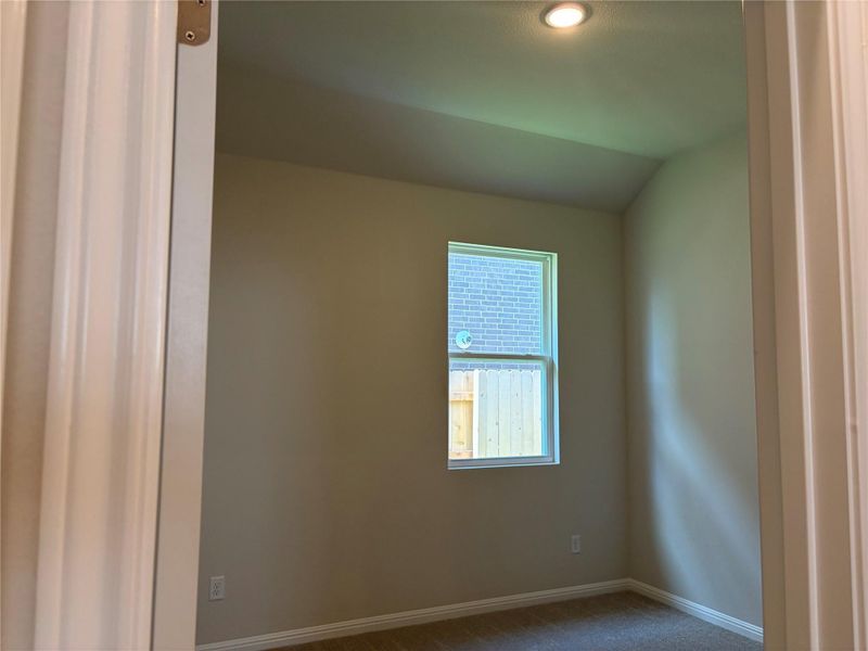 Spacious, unfurnished interior of a new home in , San Marcos (Image 11).